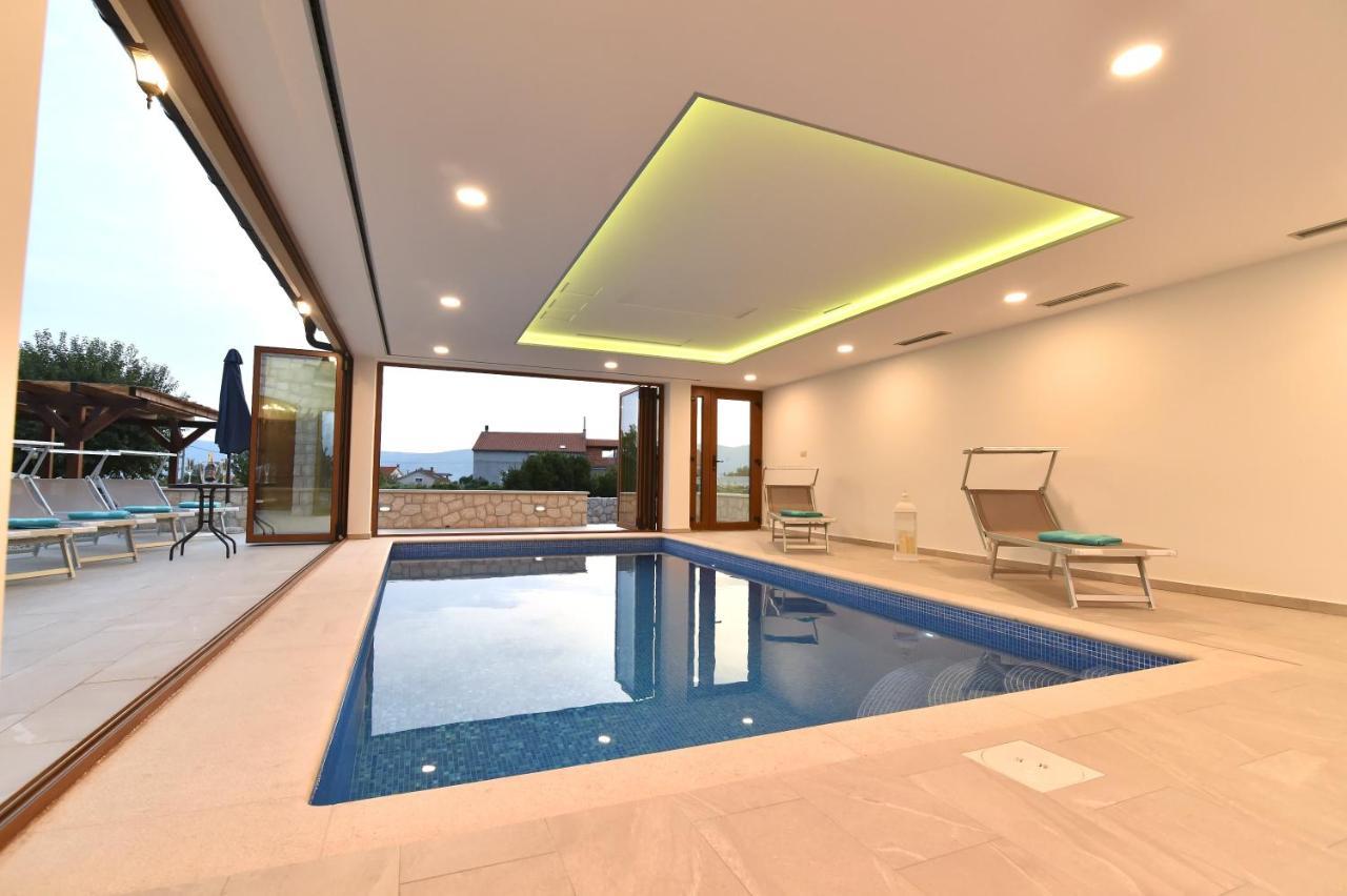 Villa Muskatel -With Heated Pool Brzac Esterno foto