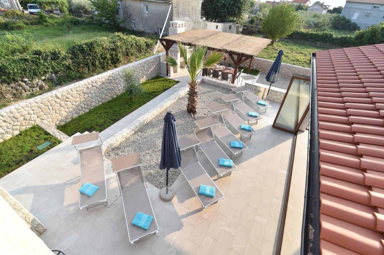Villa Muskatel -With Heated Pool Brzac Esterno foto